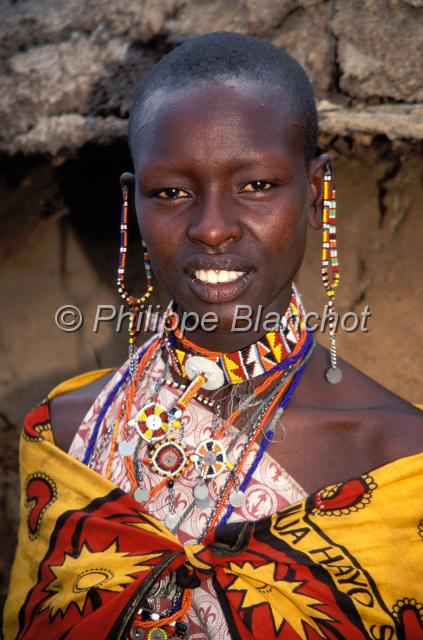 kenya 07.JPG - Jeune femme MasaiRéserve de Masai MaraMasai Mara National ReserveKenya